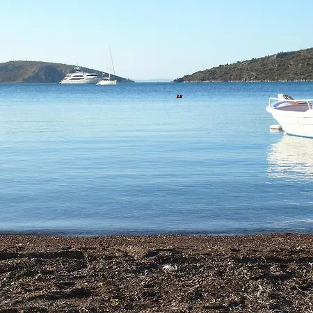 Vila Vivari 3* Vivári